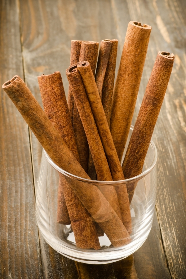 cinnamon sticks