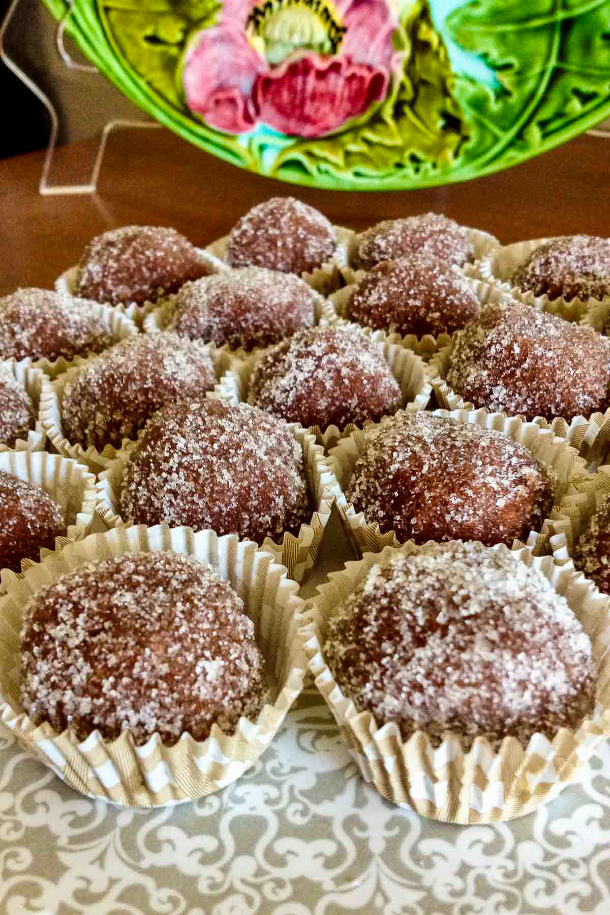 Deliicous easy to make rum balls on a platter.