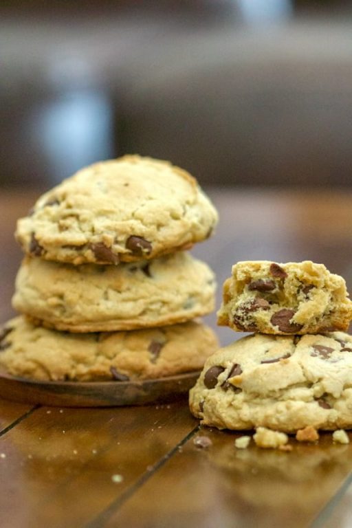 The Best Chocolate Chip And Walnuts Cookies The Bossy Kitchen