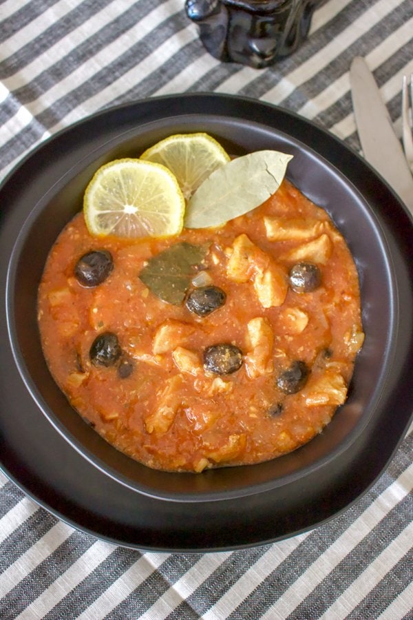 Chicken Stew With Black Olives- featured picture