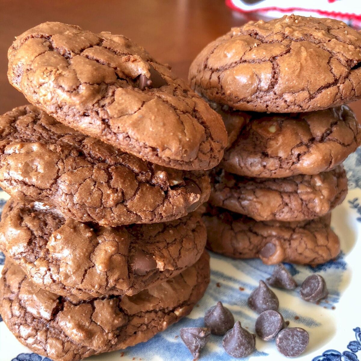 Easy Dark Chocolate Walnut Cookies The Bossy Kitchen