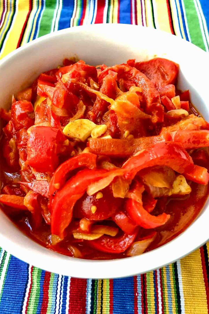 Lecso Hungarian vegetable medley in a white bowl.