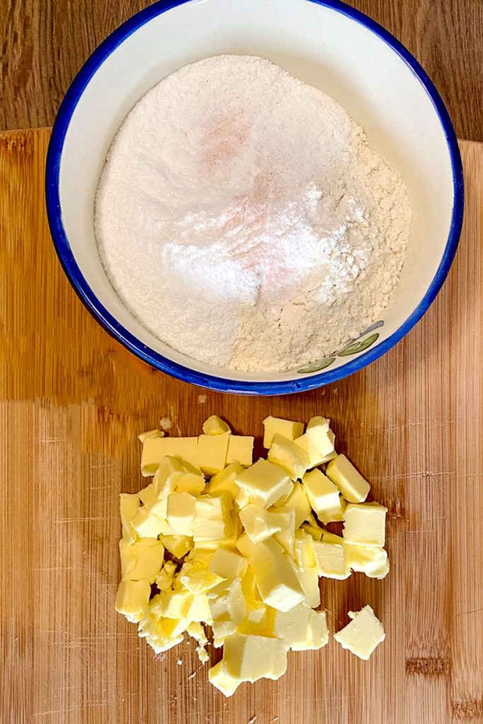 Ingredients for the pie crust
