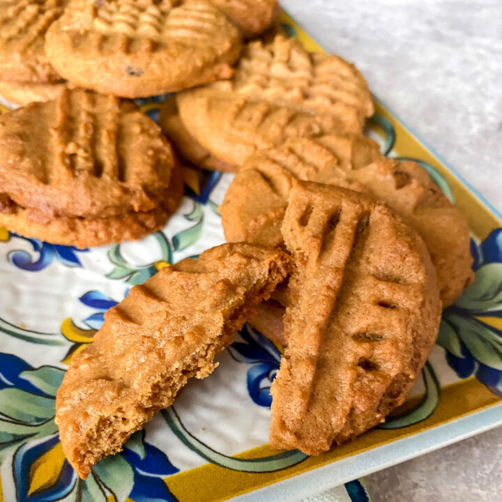 Peanut butter cookies on a serving tray square picture0