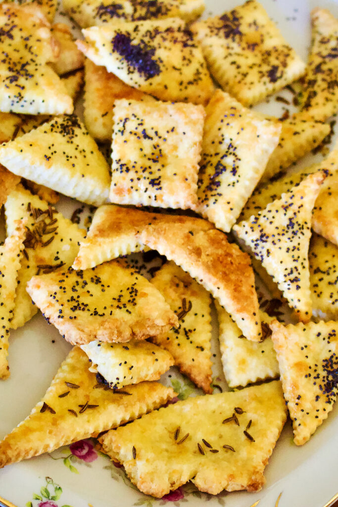 Easy Cheese Crackers on a plate0