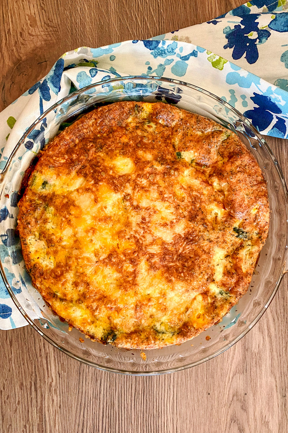 cooked smoked salmon and spinach quiche0