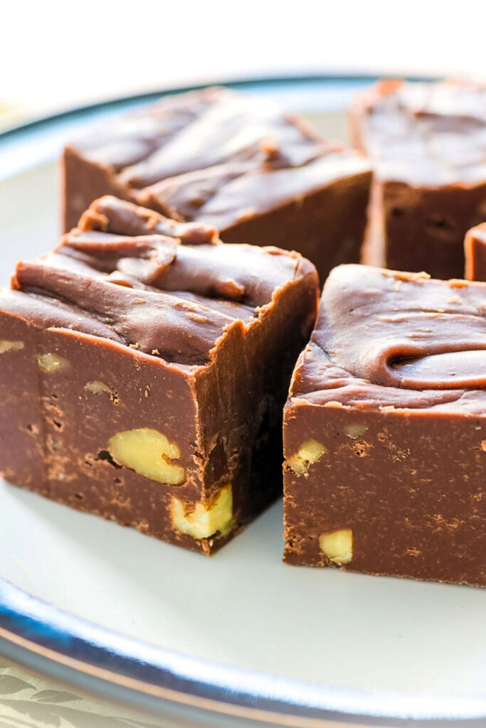 Coffee Fudge With Pecans