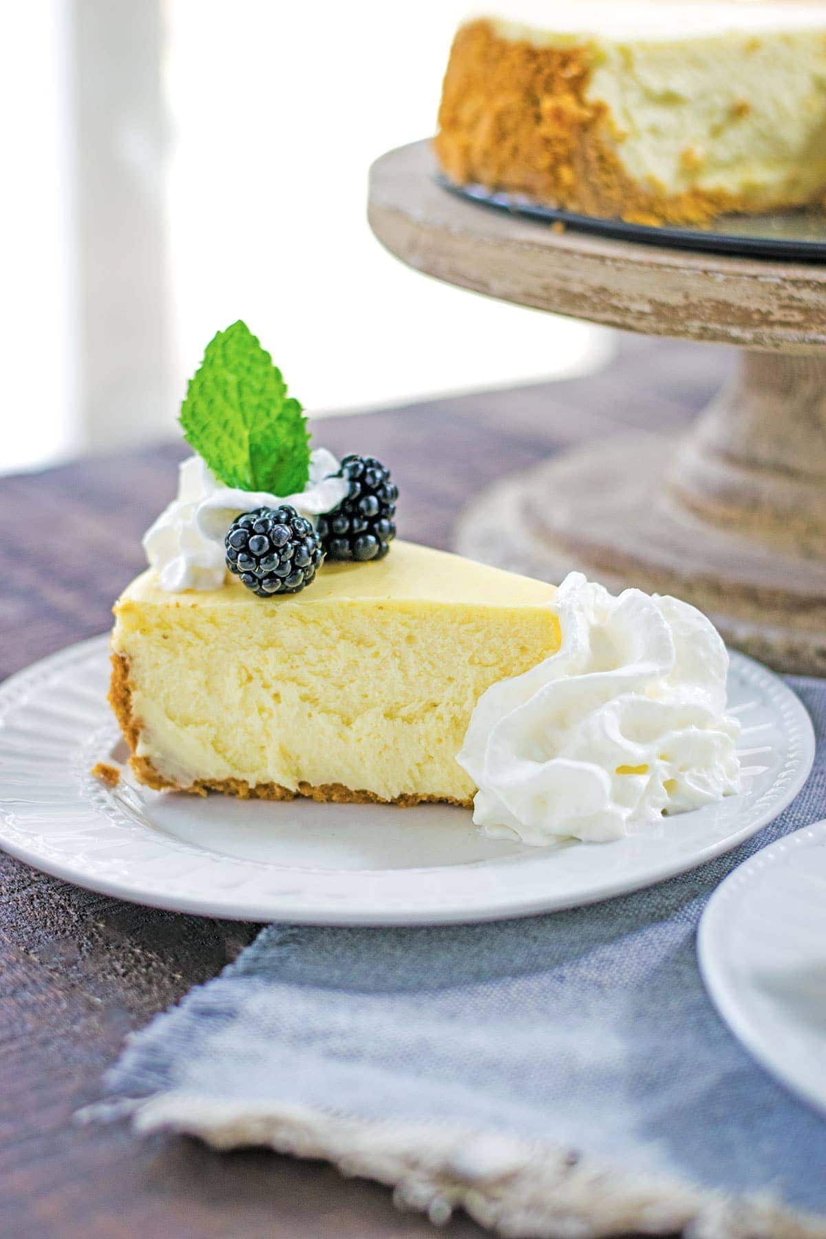 Classic Cheesecake Recipe with Blackberries