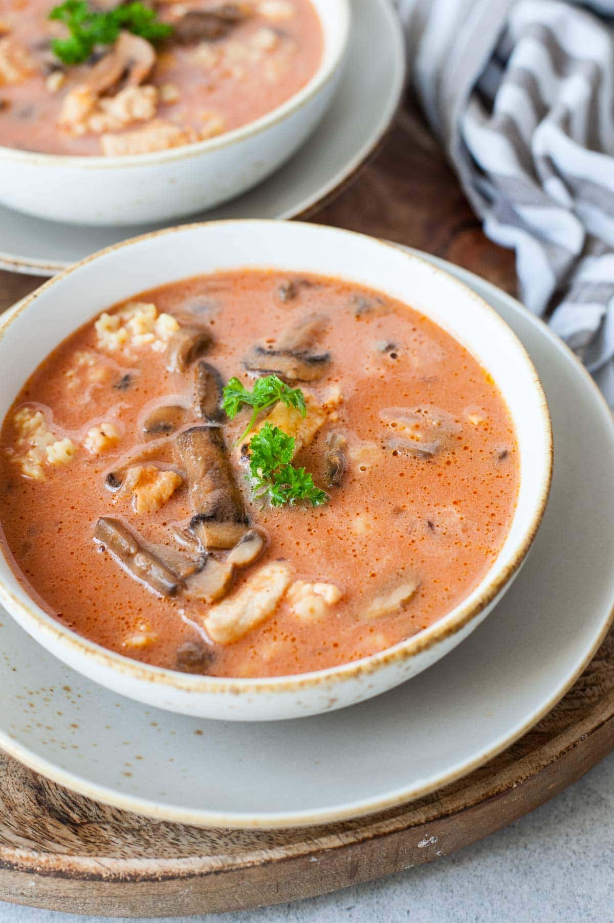 chicken tomato soup with mushroom zupa pomidorowa z kurczakiem everyday delicious 1