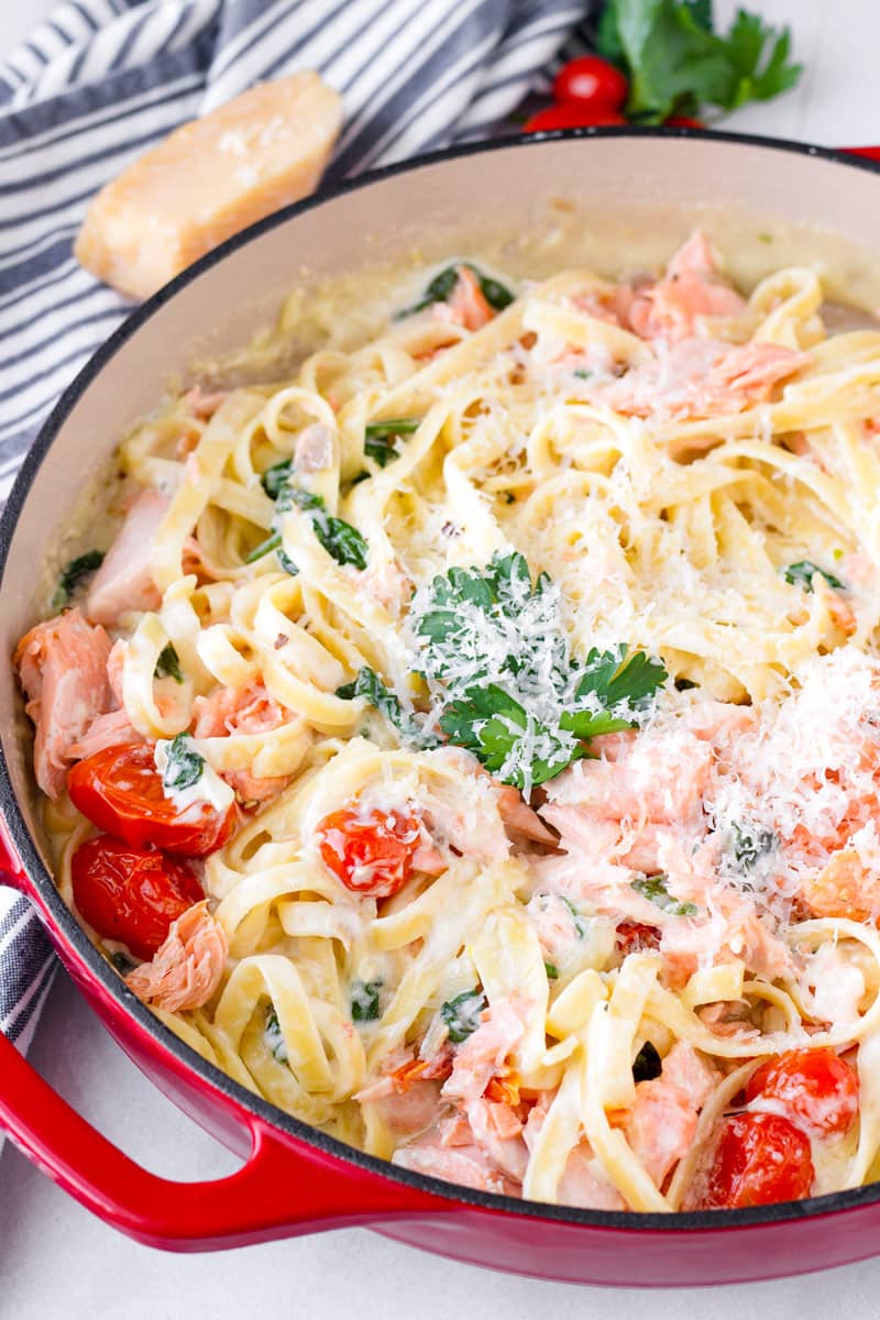 creamy salmon pasta easy min