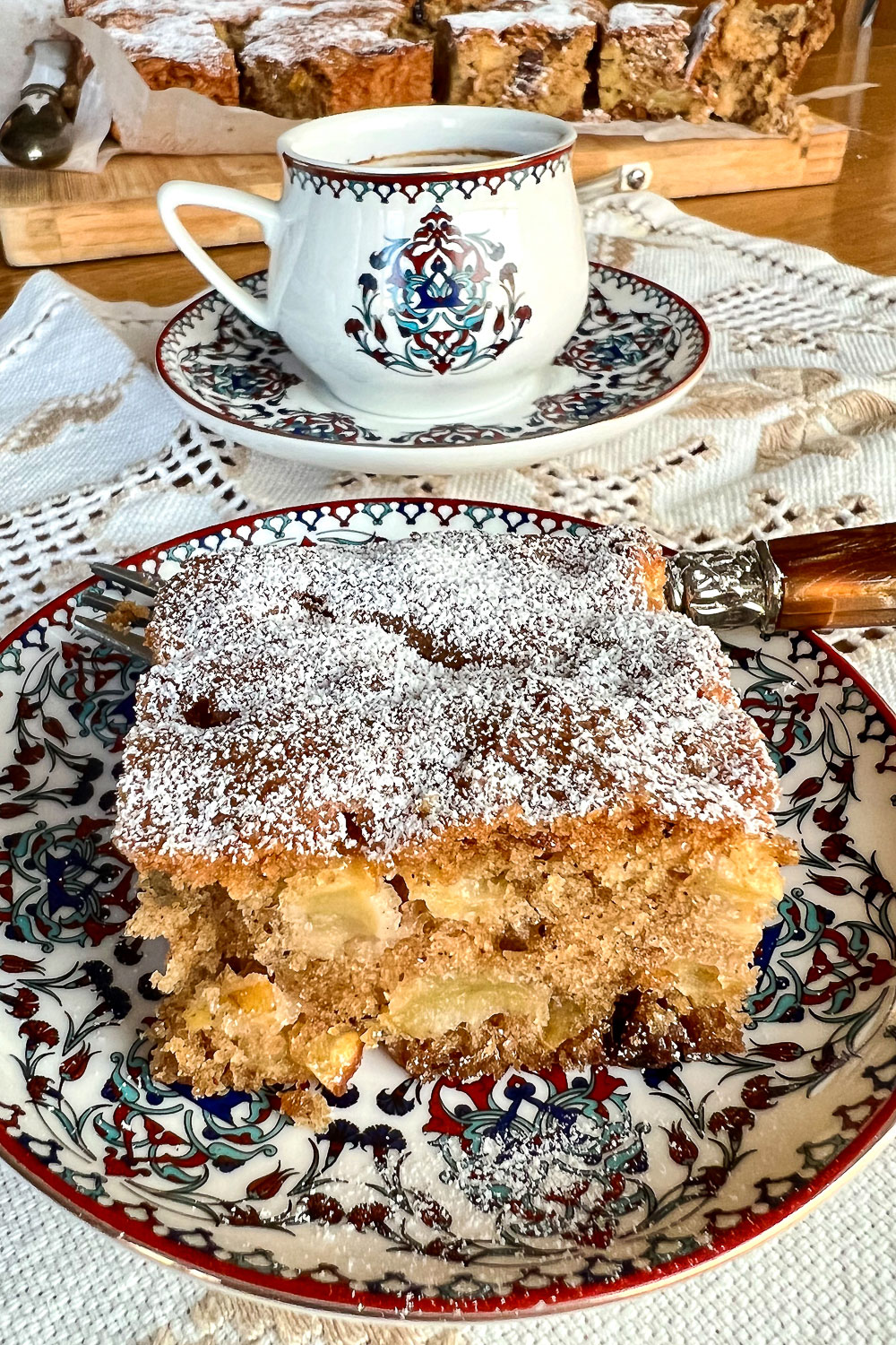 Easy Apple Cake Bars piece on plate0