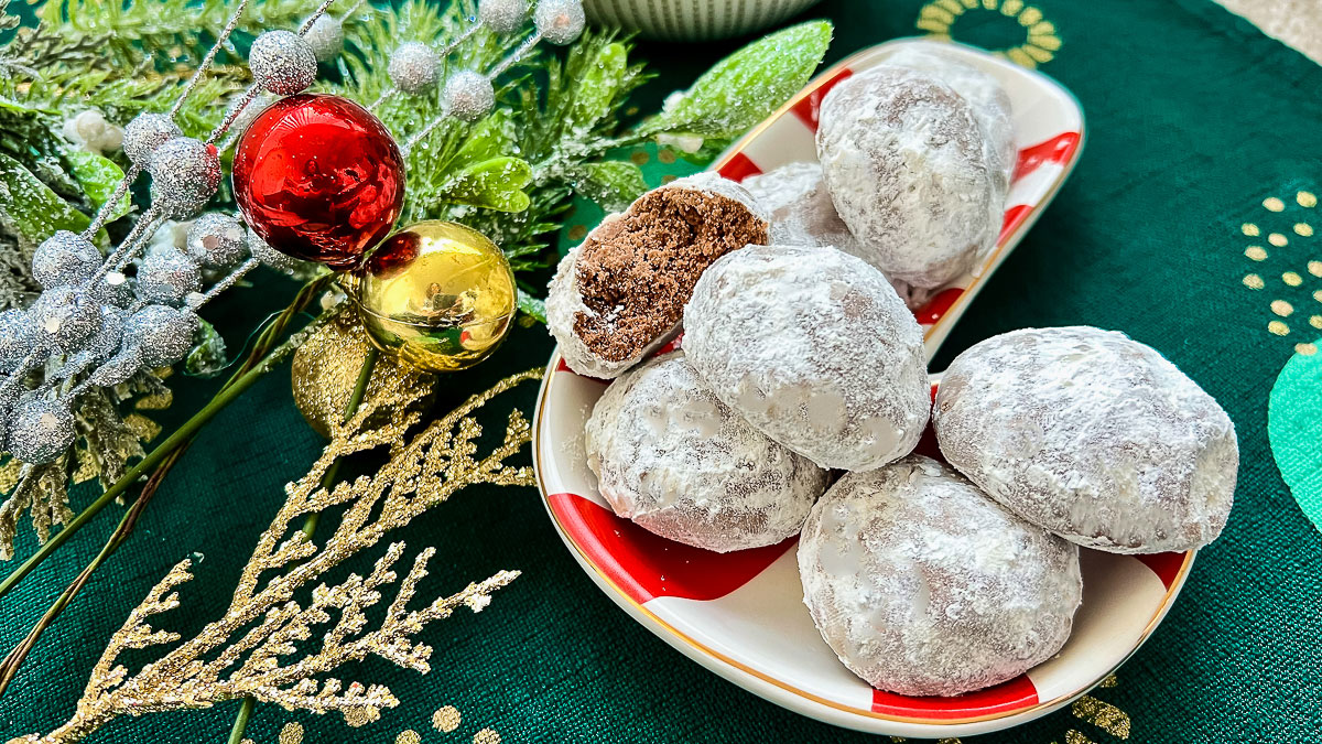 Peanut Butter Snowball Cookies The Bossy Kitchen