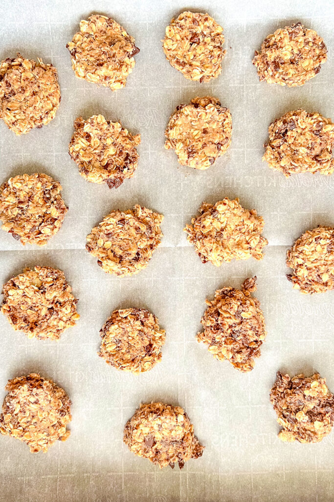 Banana Oatmeal Almond Cookies (unbaked and flattened)
gluten-free oatmeal chocolate chip cookies