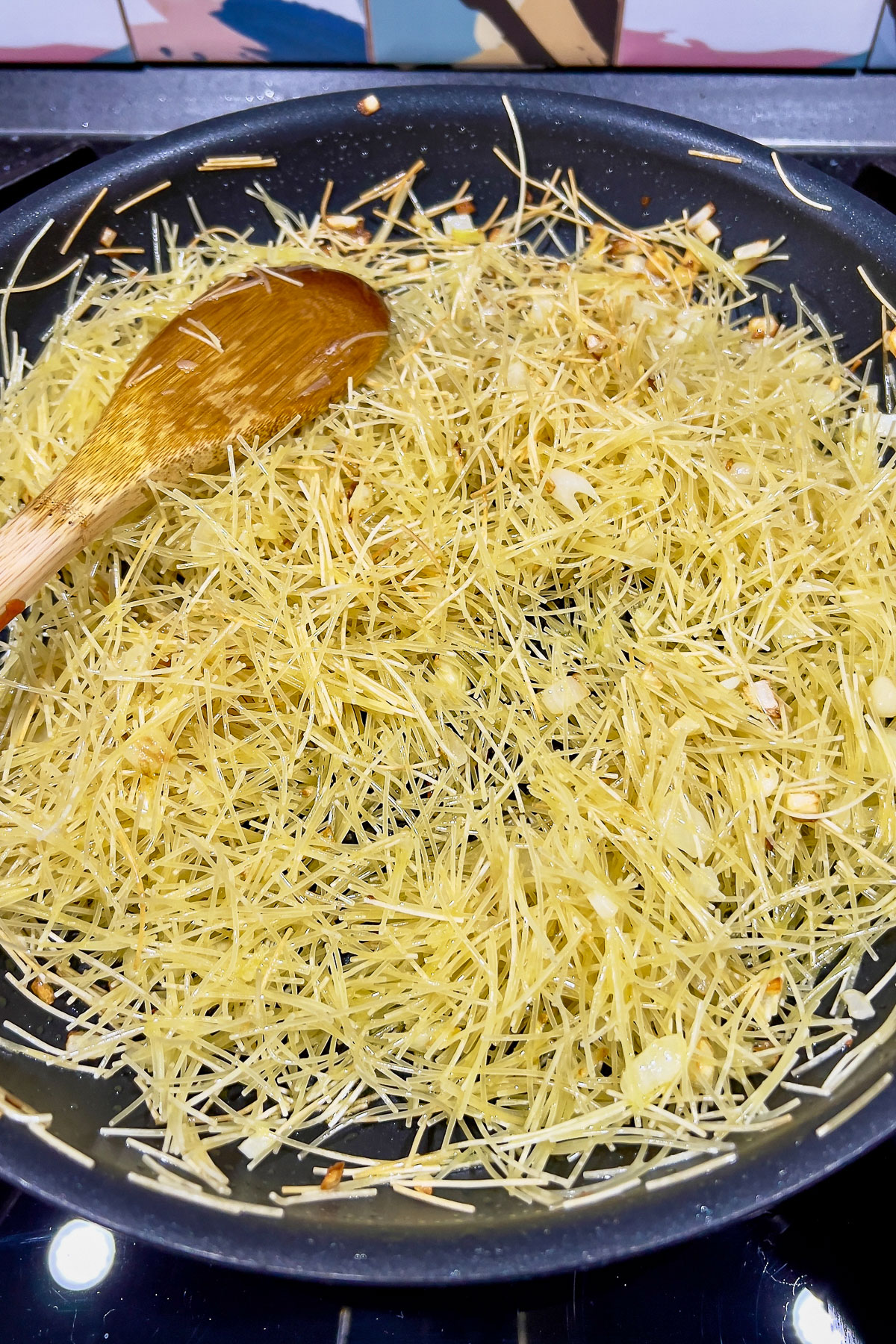 Toasting the pasta in the pan0