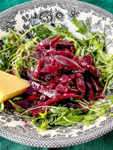 Arugula and roasted beets salad.