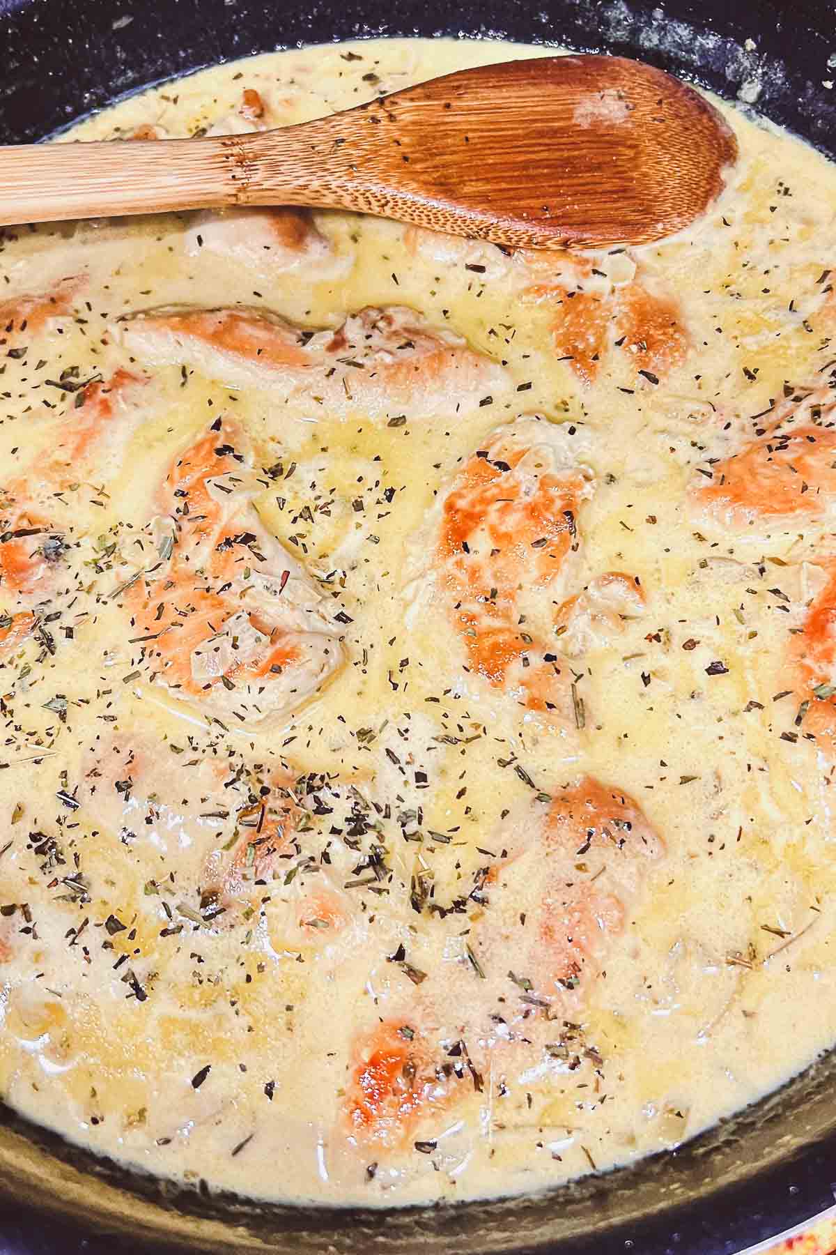 Chicken cutlets in mustard sauce.
